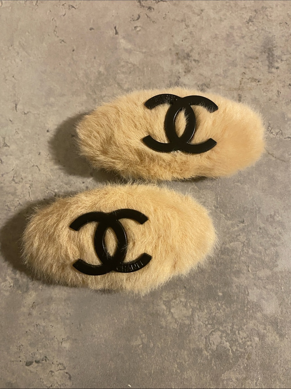 Fuzzy Jumbo Hair Clips